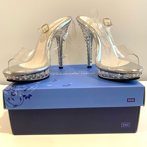 Clear platform heels with ankle strap and crystals 5 inches tall size 5 - Picture 7 of 14